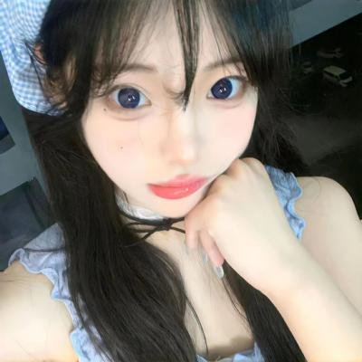 红衣少女